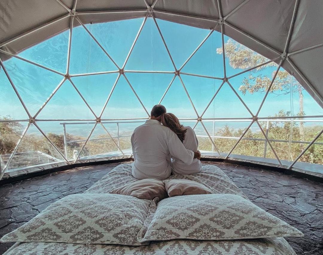 Miramar Domos Mirador Romantic Private Honeymoon Glamping מראה חיצוני תמונה